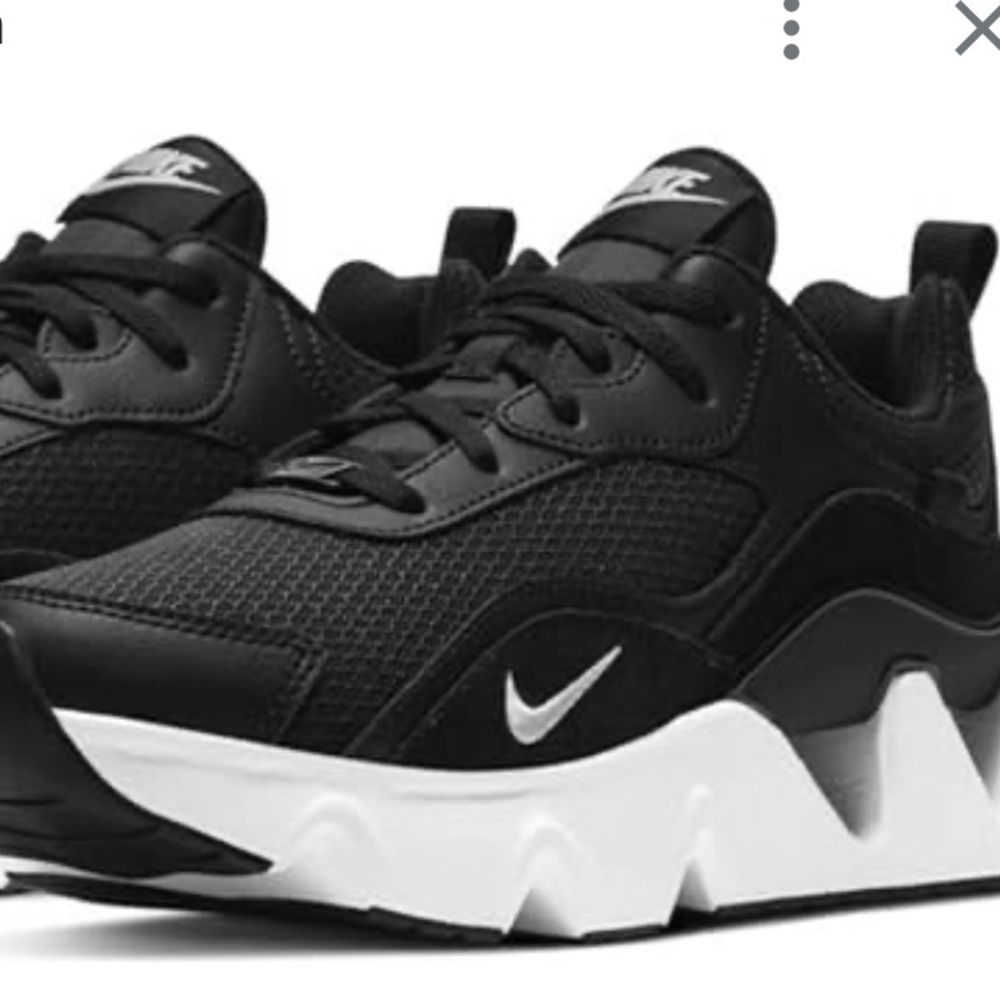 Nike RYZ 365 Women's Black and White Shoes